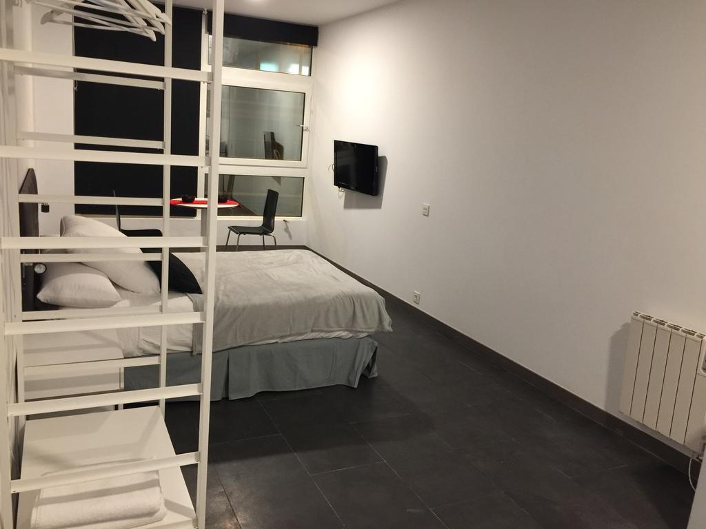 Room And Kitchen Bilbao Exteriör bild