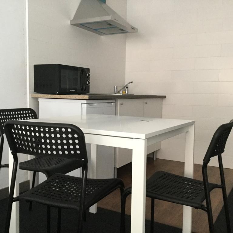 Room And Kitchen Bilbao Exteriör bild